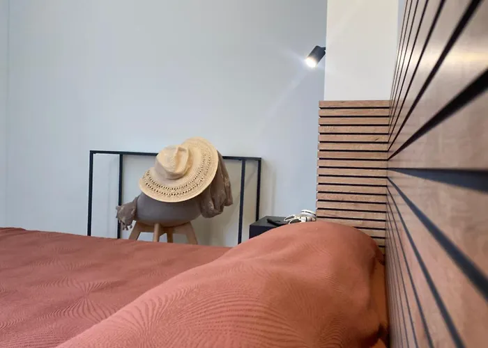 Πανσιόν Marta's House 3*